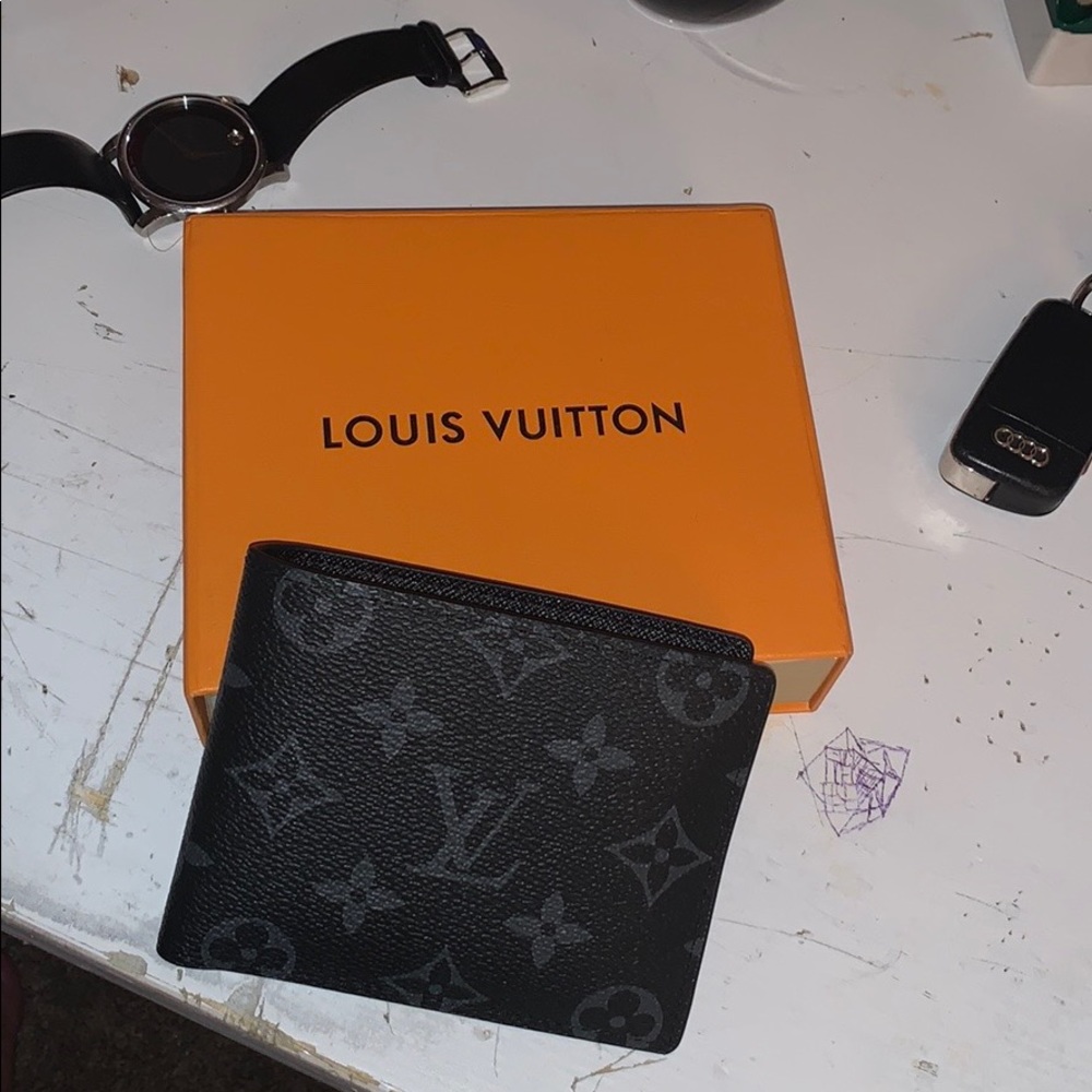 Louis Vuitton Men’s Wallet
